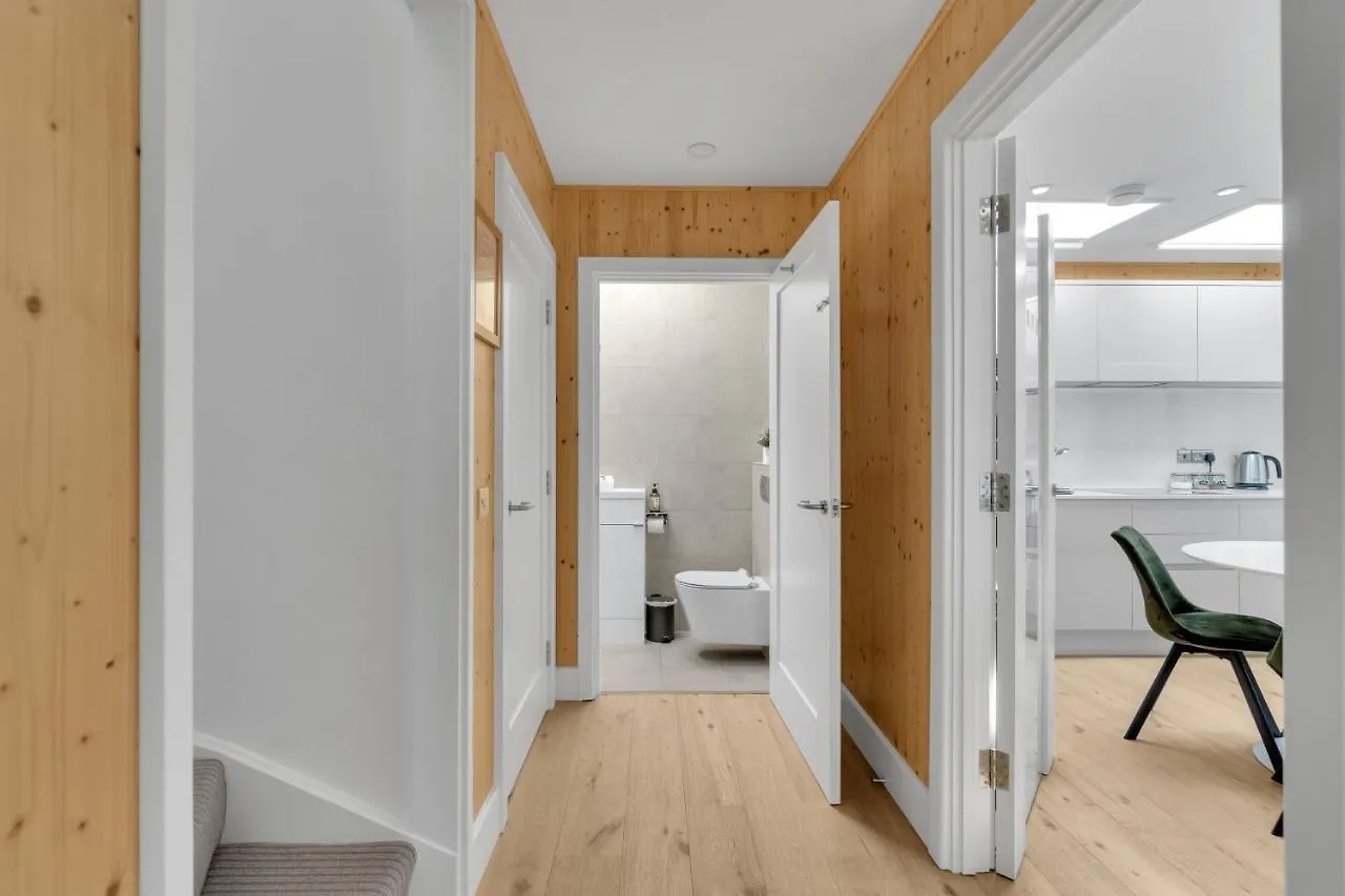 Holiday home Green Mews 1 With Free Parking - By My Getaways Brighton